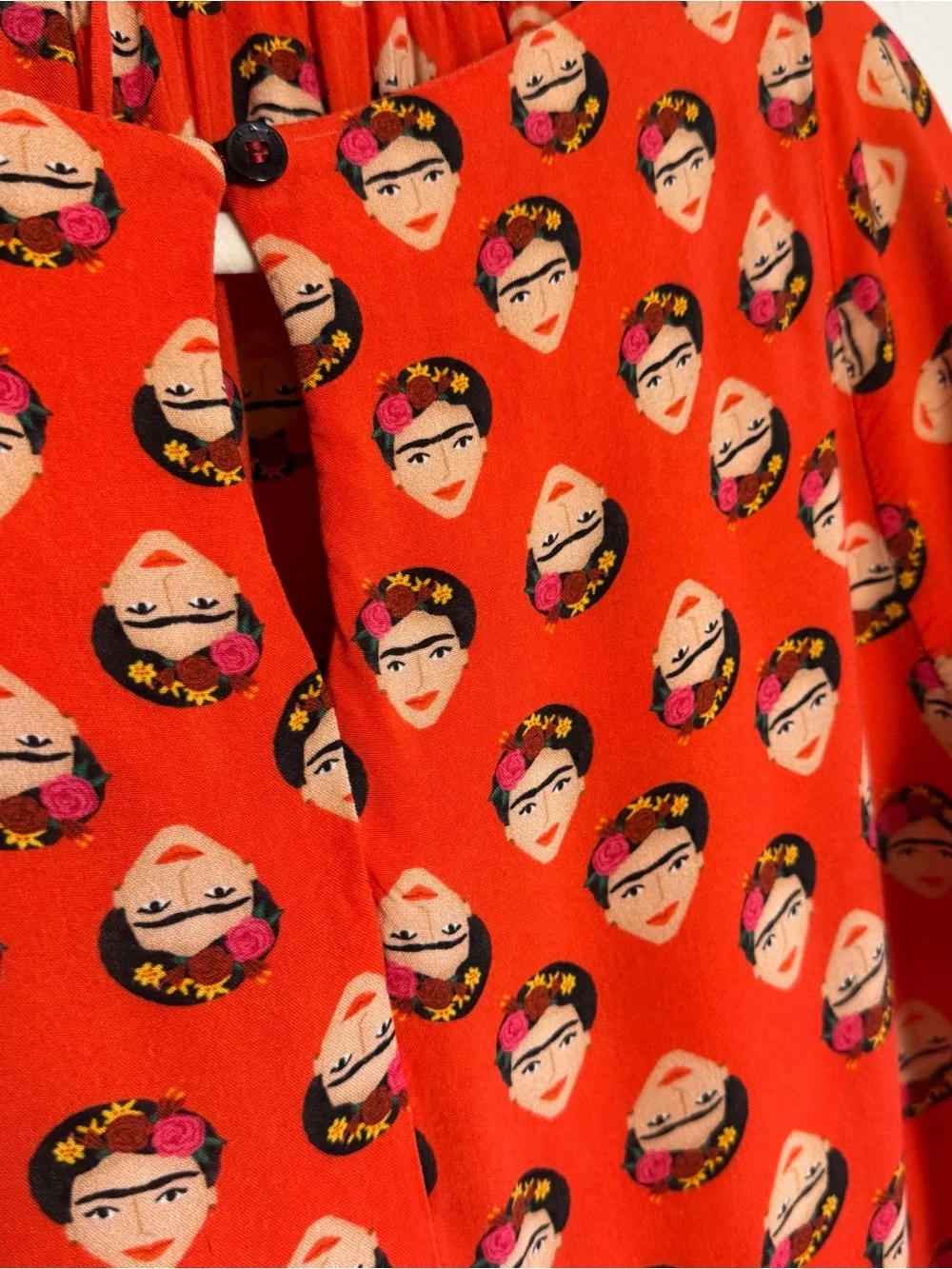 Miallegra‎ Frida Kahlo Lightweight Pajama Set - Picture 3 of 12